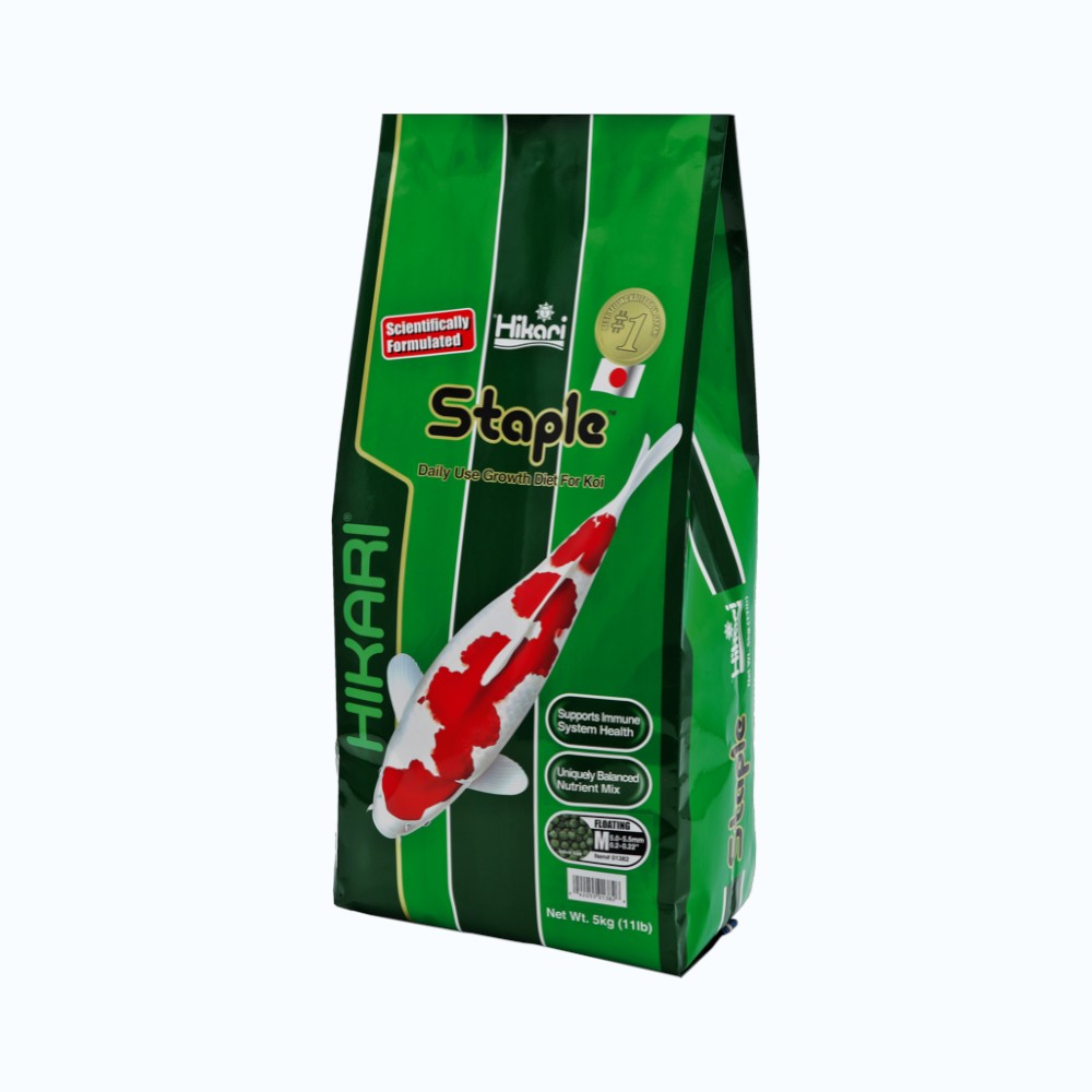 HIKARI STAPLE MEDIUM 5 KG - Sac de granulés flottants medium pour alimentation quotidienne koi et poissons de bassin